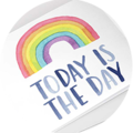 Bunte Grußkarte mit Regenbogen und der Aufschrift 'Today is the day'